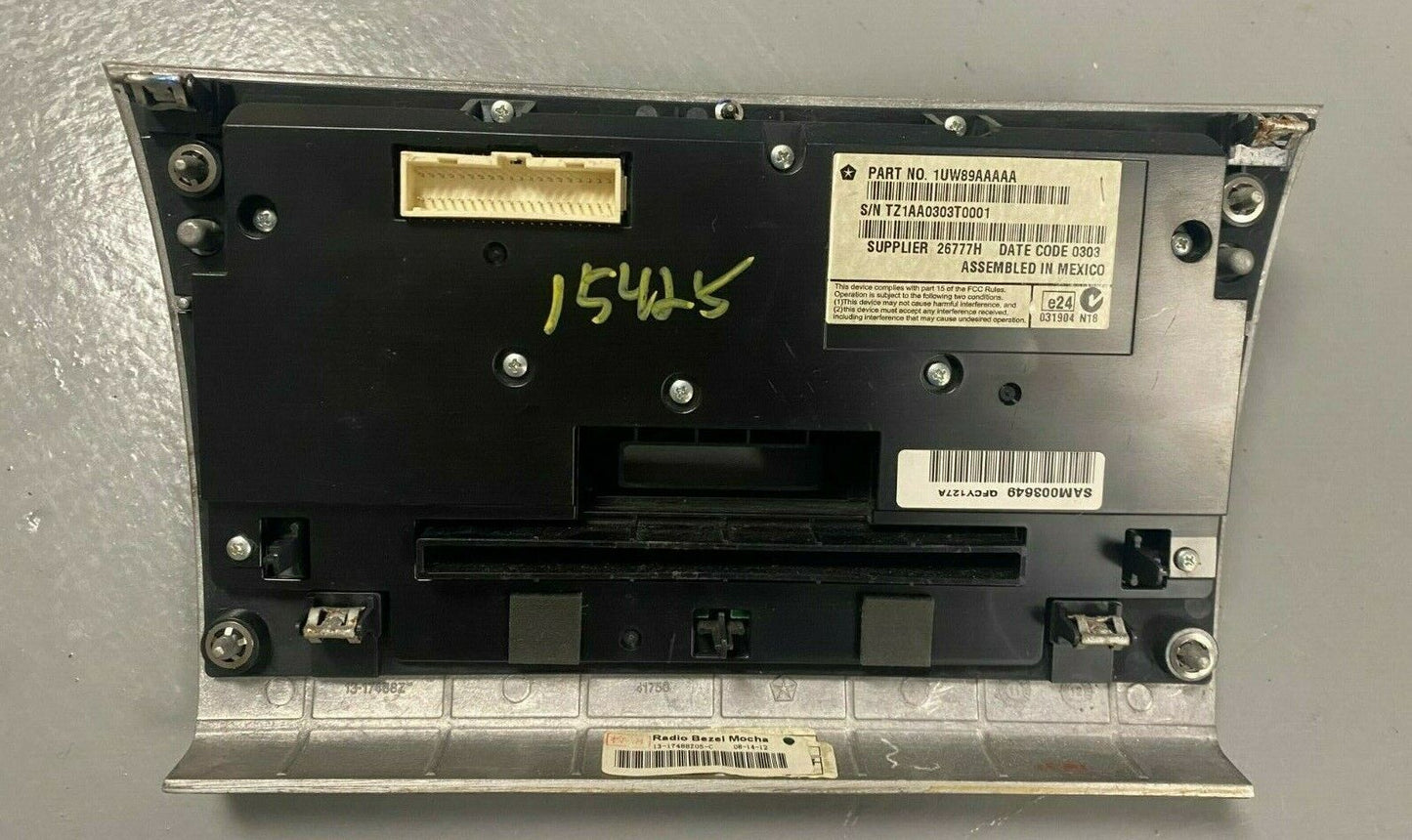2012- 2014 Chrysler 300 Climate Control Panel (1UW89AAAAA)