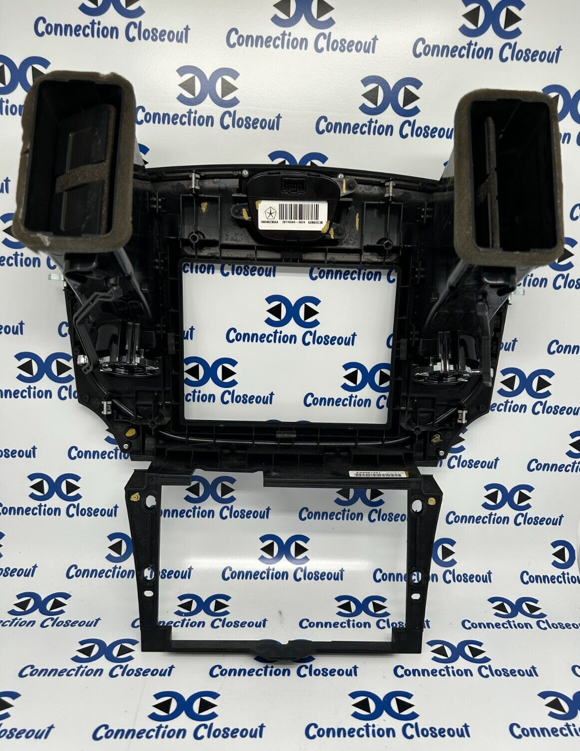 ✅ 2011 - 2014 Chrysler 300 Center Instrument Panel Bezel Dash W/ Vent 8.4" OEM