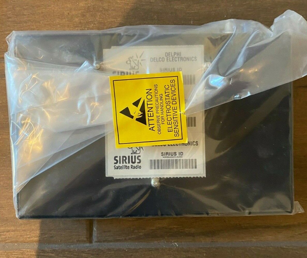 2005- 2007 OEM Mopar Satellite Receiver Kit (82206488AA)