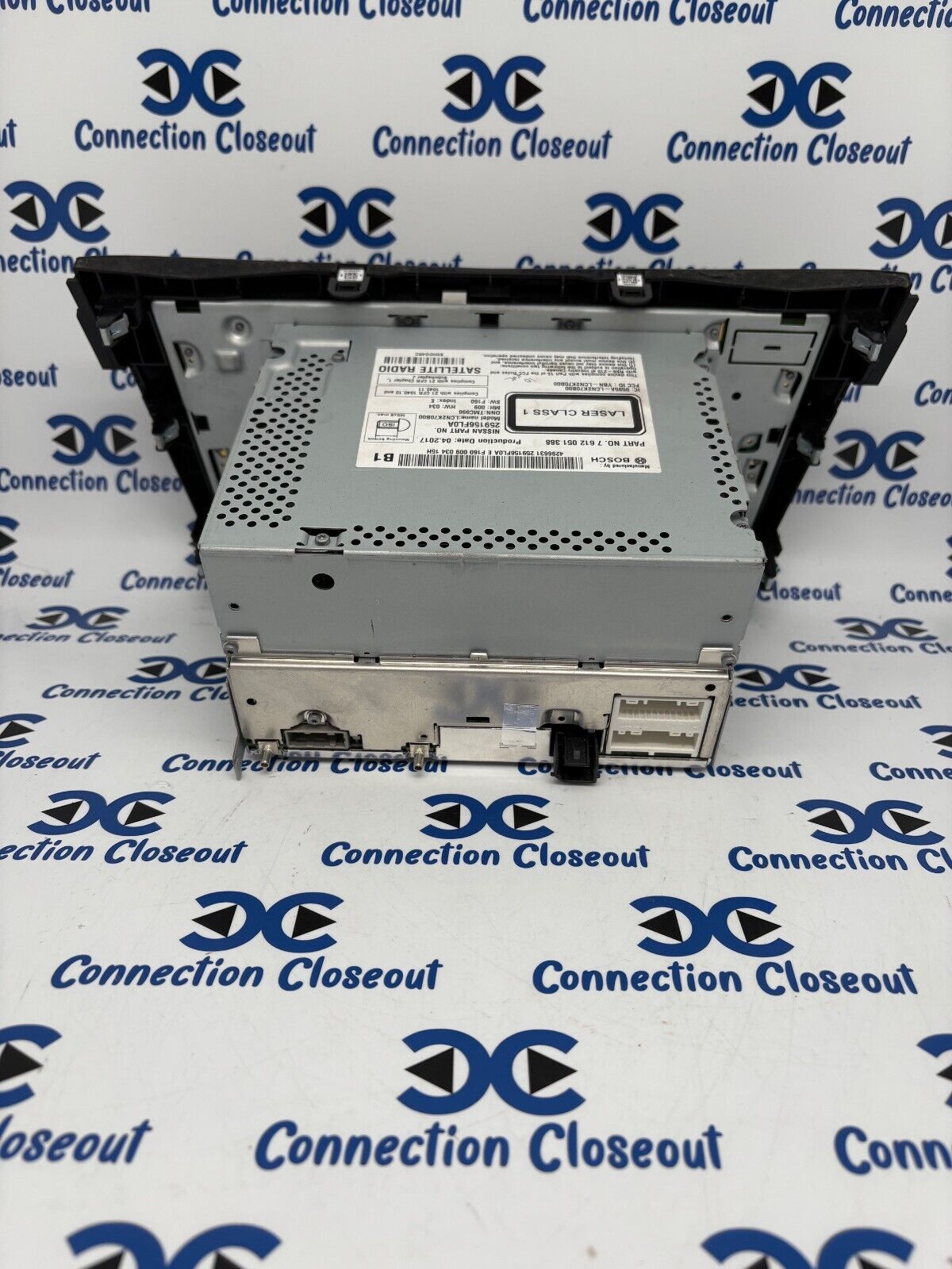 2017 2018 Nissan Rogue Audio Radio Navigation Control Screen 259156FL0A OEM