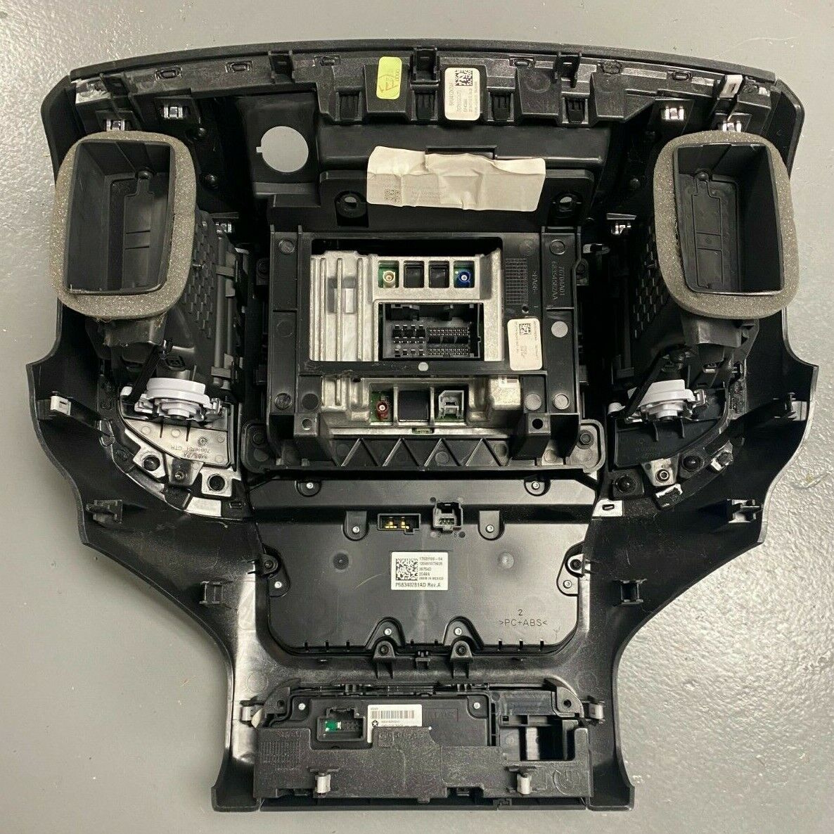 ✅ 68428534 2020 RAM 1500 Multi Media Radio Bezel Climate Control OEM