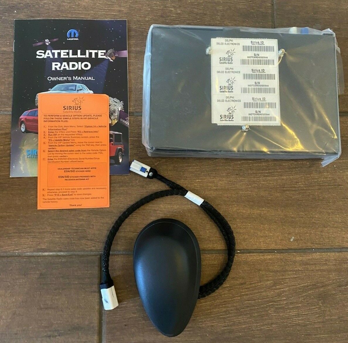 2005- 2007 Dodge Chrysler Jeep Sirius Radio Receiver Kit OEM (82206488AA)