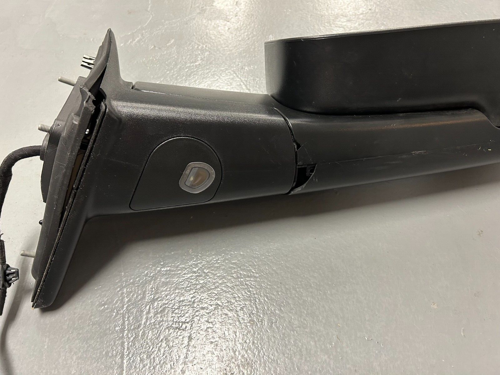 2015- 2018 RAM 2500 3500 Genuine Mopar Outside Rear-View Mirror Right 68412880AC