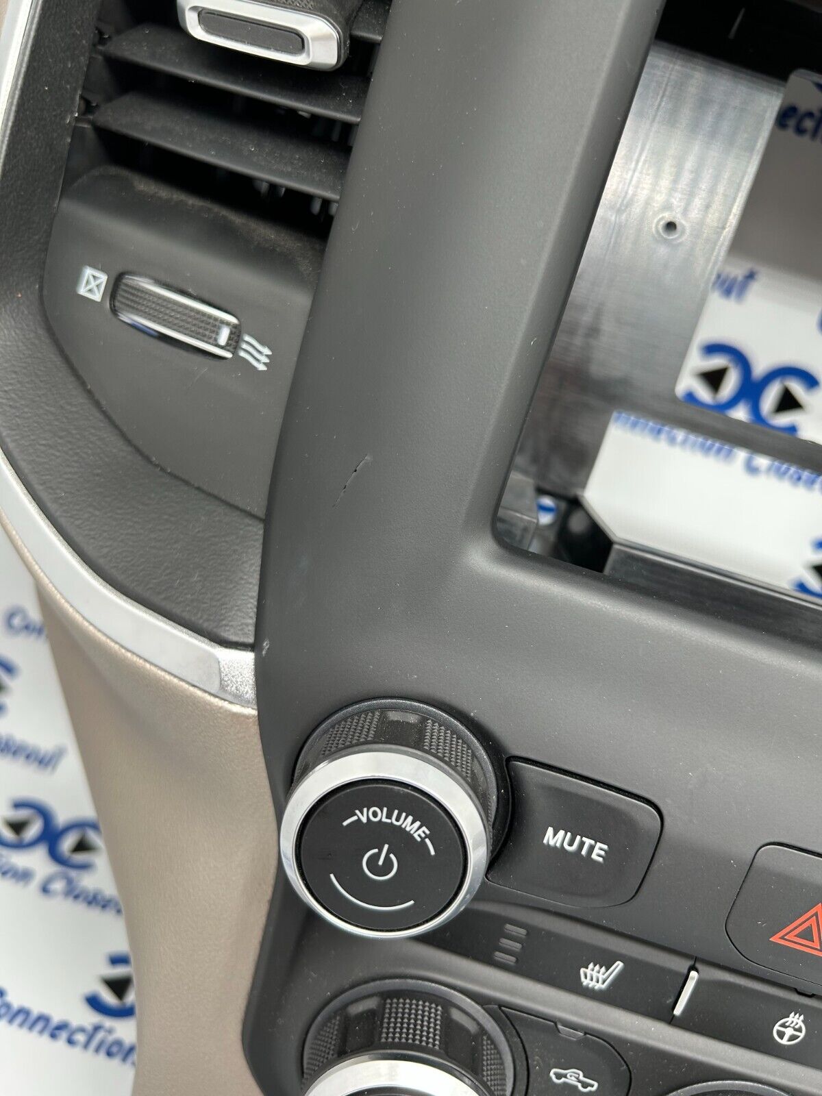 ✅ 2019- 2021 RAM 1500 2500 3500 Mopar Instrument Panel Radio Bezel (6BJ972N1AF)