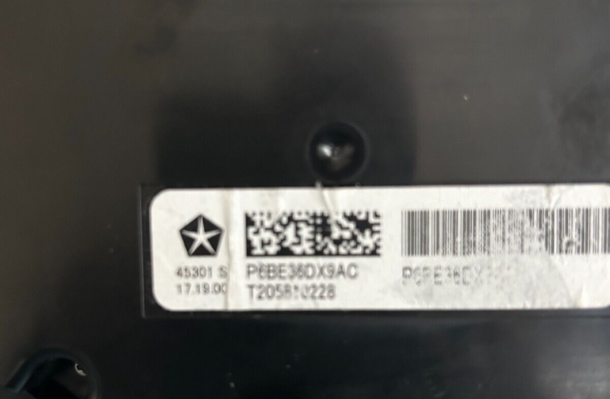 Jeep Wrangler OEM Temperature Control Center Stack (6BE36DXAC)