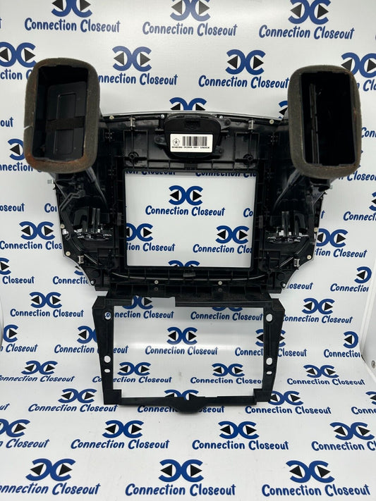 ✅ 2011- 2014 Chrysler 300 Dash 8.4" Radio Bezel W/ Vents & Clock (68148614AA)