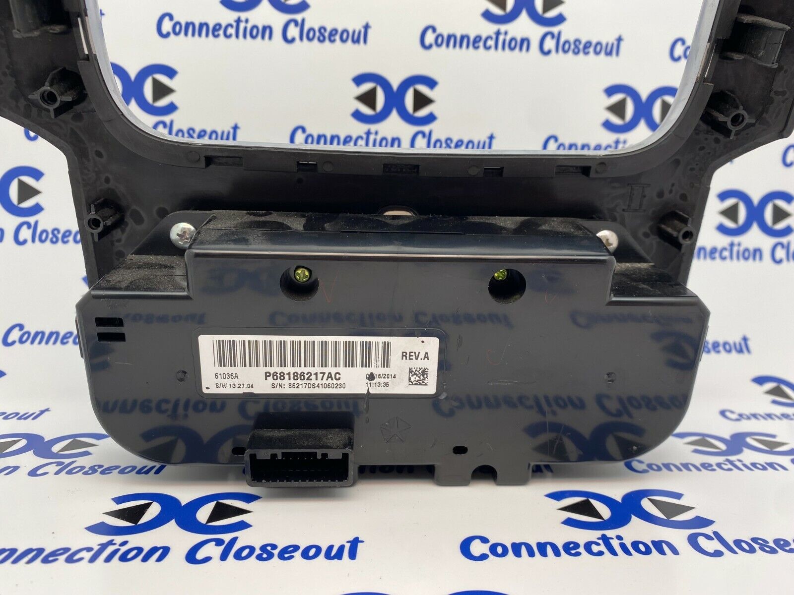 ✅ 2014- 2018 RAM 1500 Genuine MOPAR Radio Bezel & AC Controls 68186217AC