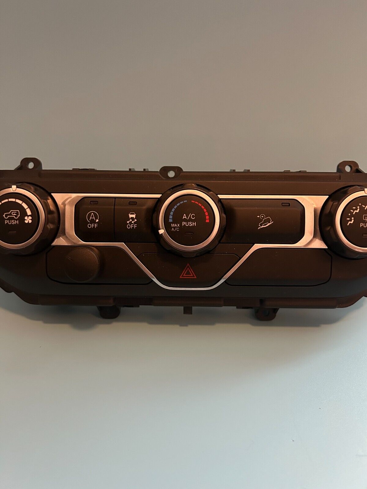 2018+ Jeep Wrangler OEM Temperature Control Panel (6BE36DX9AC)