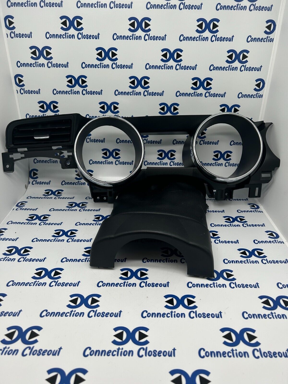 2016 Ford Mustang Speedometer Gauge Cluster Bezel Trim OEM (GR3B-3530-A)