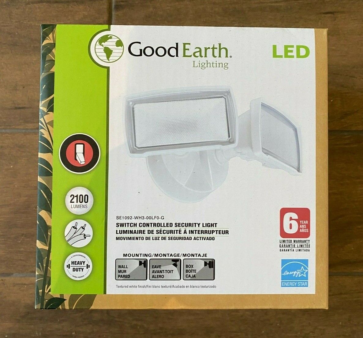 Good Earth Lighting 23 Watt White Double Head Switch Controlled LED Lights NEW