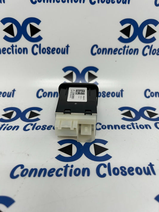 2014- 2020 GM Center Console Auxiliary Jack Dual USB SD Card Port OEM (22990883)