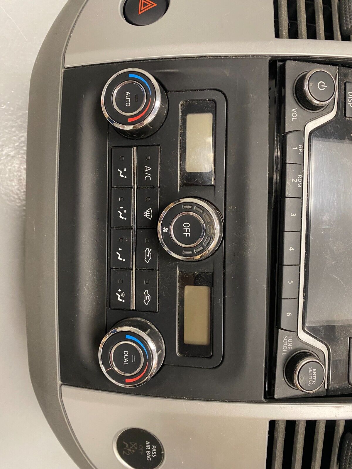 ✅ 28185-9BK1A 2015- 2016 Nissan Multi Media Radio & Bezel