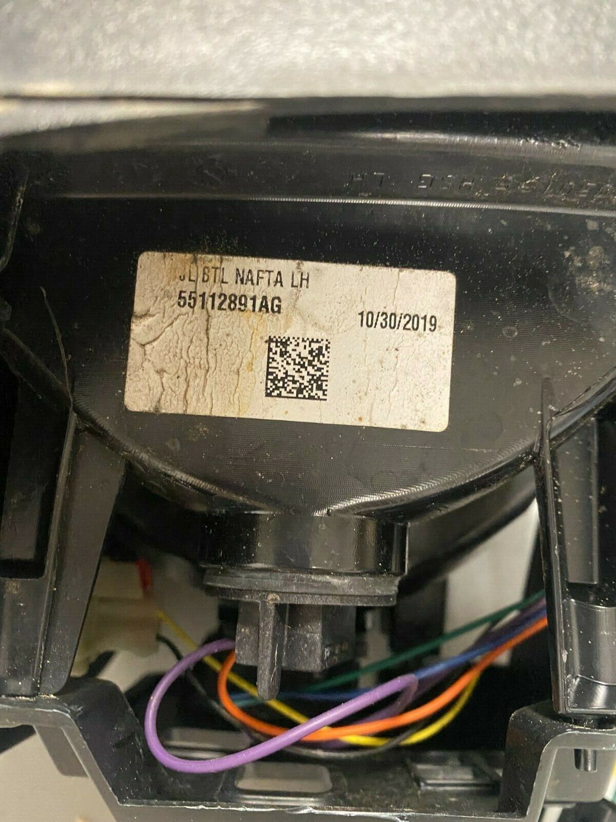 2018- 2024 Jeep Wrangler Genuine Mopar Tail Light Lamp 55112890AG