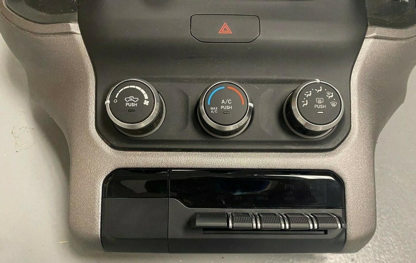 ✅ 68428534 2020 RAM 1500 Multi Media Radio Bezel Climate Control OEM
