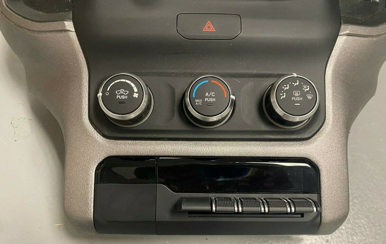 ✅ 68428534 2020 RAM 1500 Multi Media Radio Bezel Climate Control OEM
