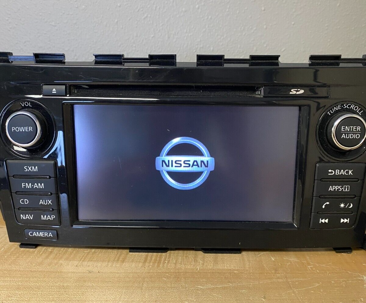 Nissan Altima Bosch CD Navigation GPS Radio OEM Powers On TESTED (25915-9HP1A)