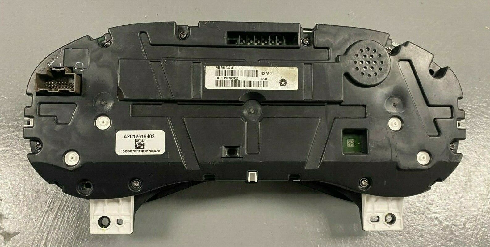 2019- 2024 RAM 1500 EVIC Speedometer Cluster Factory OEM (68294037AD)