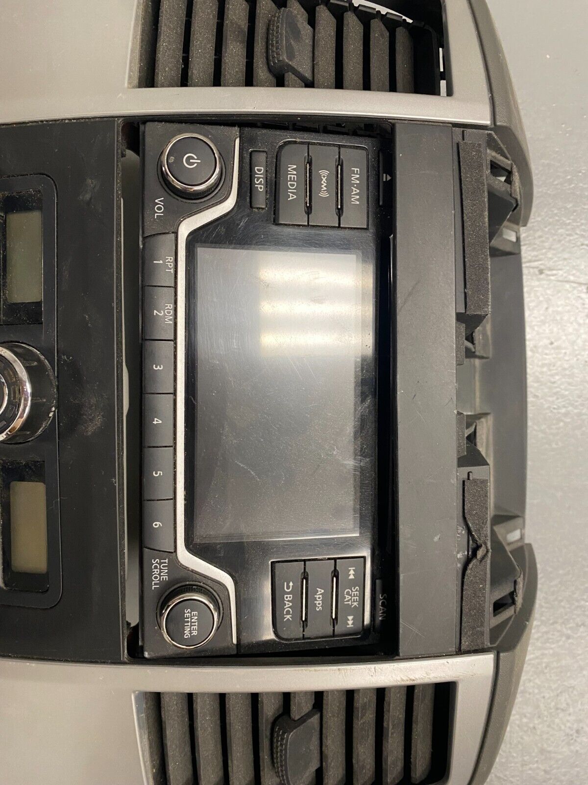 ✅ 28185-9BK1A 2015- 2016 Nissan Multi Media Radio & Bezel