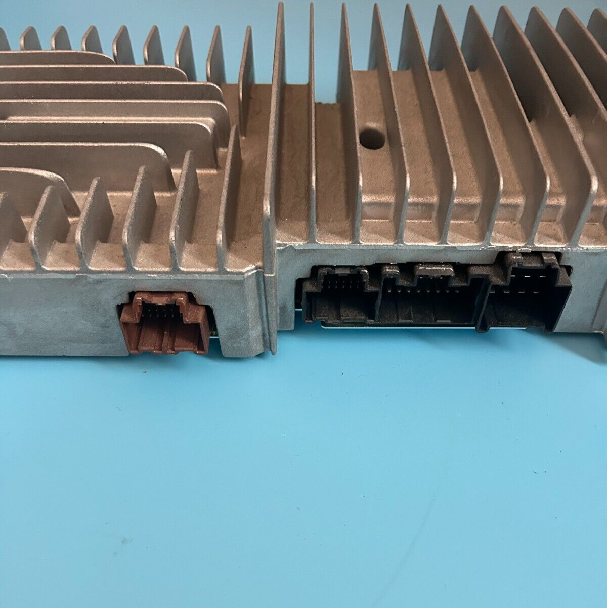 2010- 2014 GMC Yukon Denali Bose Radio Amplifier 20944420