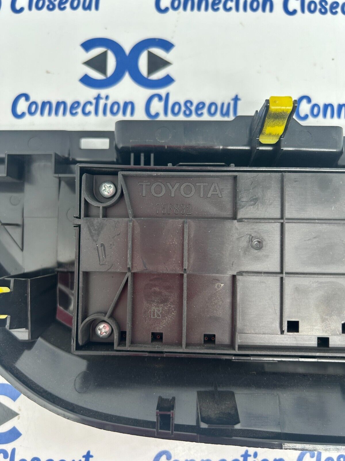 2014- 2019 Toyota Corolla AC Heater Climate Control Module 75F832