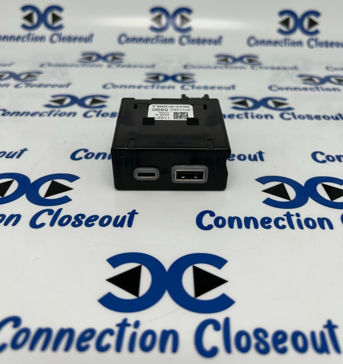 ✅ 13525890 2019- 2023 Black Dual Port Charging Receptacle GM Hub