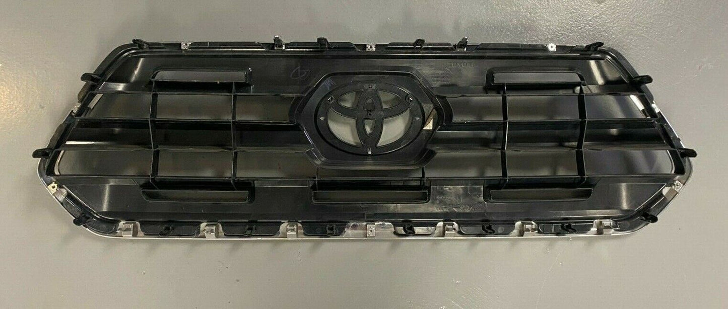 2016- 2019 Toyota Tacoma Front Bumper Chrome & Black Grille W/ Emblem OEM