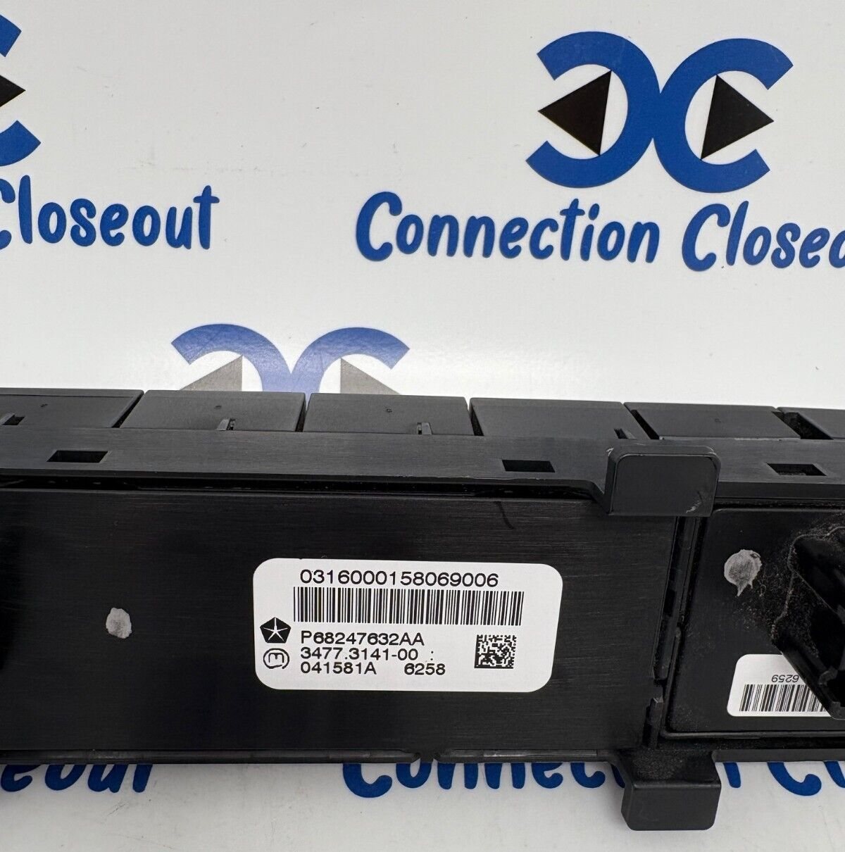 2014- 2022 RAM Dash Switch Front Rear Park Assist Tow/Haul TBC Gain 68247632AA