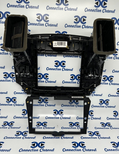 ✅ 2011 - 2014 Chrysler 300 Center Instrument Panel Bezel Dash W/ Vent 8.4" OEM