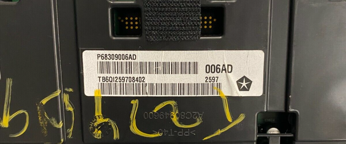 2017 2018 Jeep Cherokee Speedometer Instrument Cluster (68309006AD)