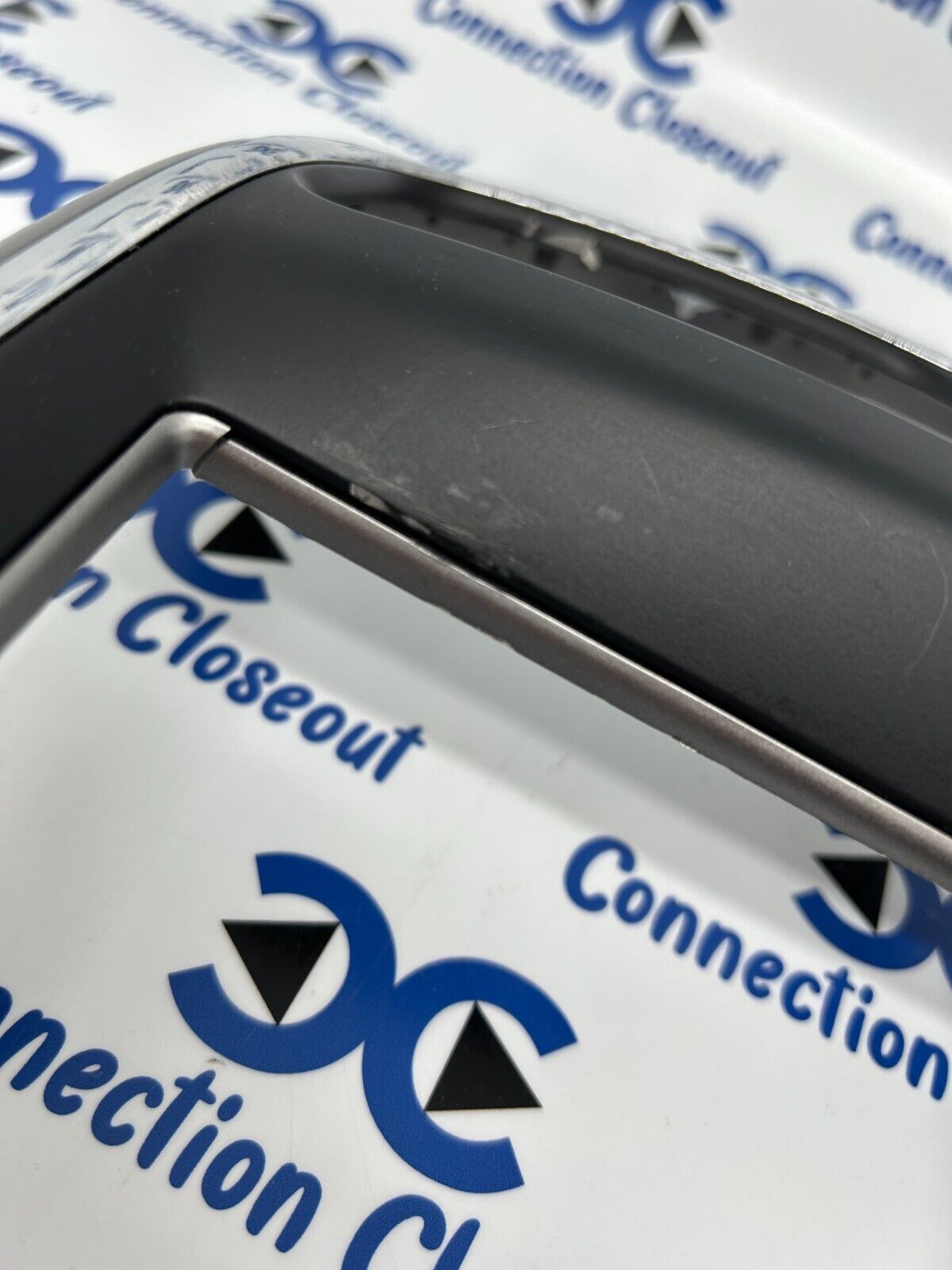 ✅ 2018 Jeep Genuine Mopar Vehicle Feature Controls Center Stack (68333939AA)