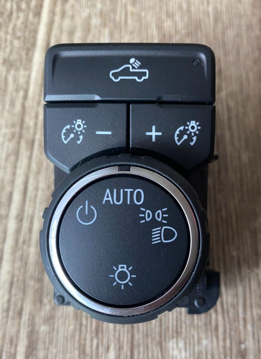 2019 GMC Sierra 1500 Headlight Switch OEM (84469520)